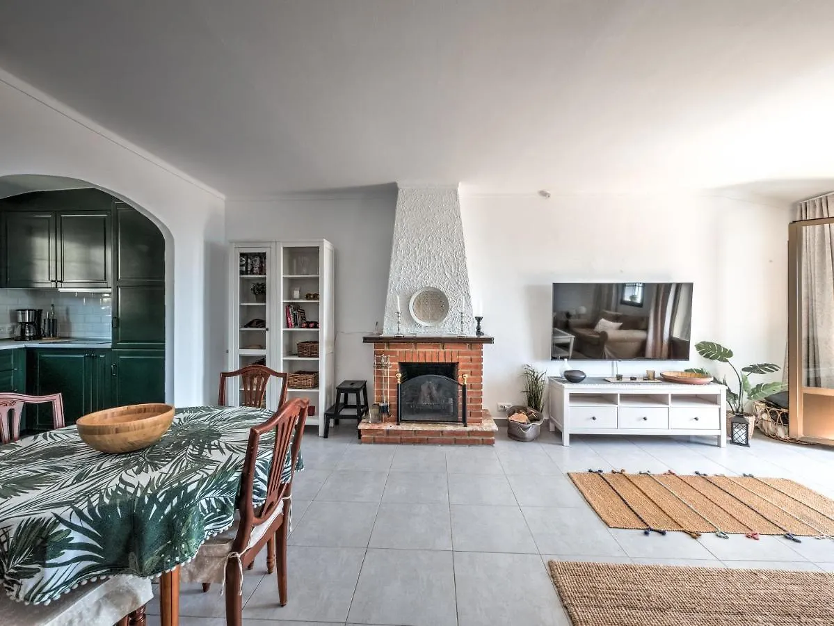 הוילה Beautiful Townhouse With Two Terraces In נרחה 0*,  ספרד