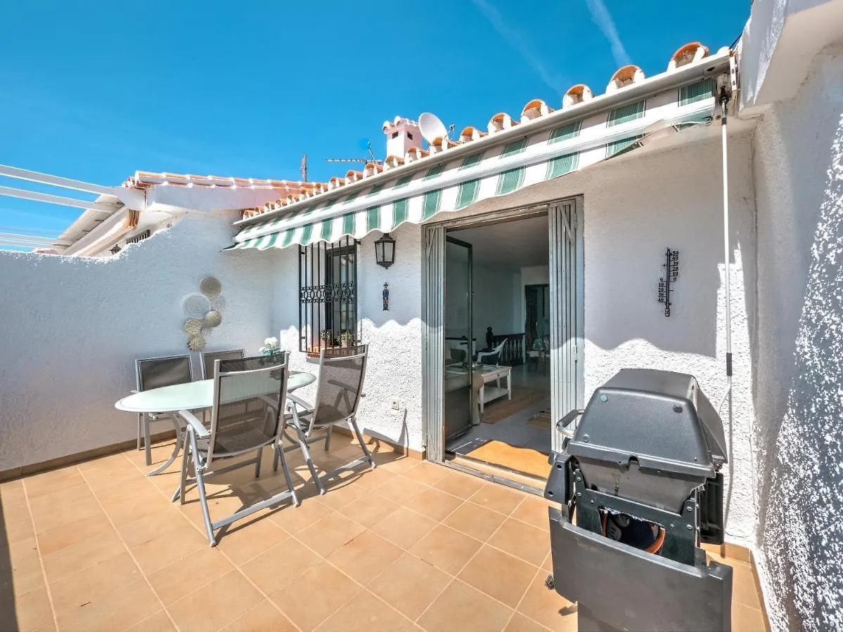 וילה הוילה Beautiful Townhouse With Two Terraces In נרחה ספרד