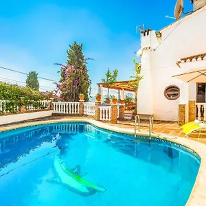  Villa Capistrano