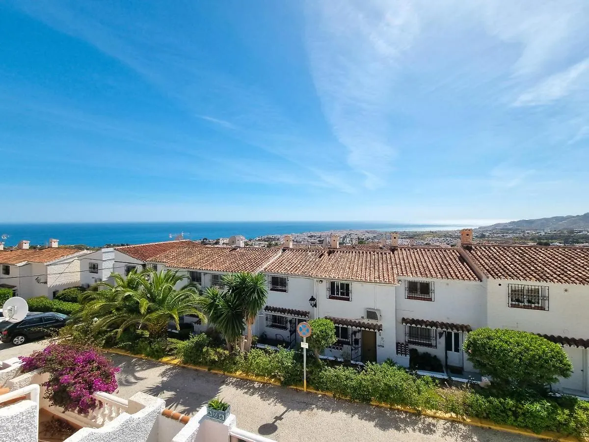 Beautiful Townhouse With Two Terraces In Nerja Villa