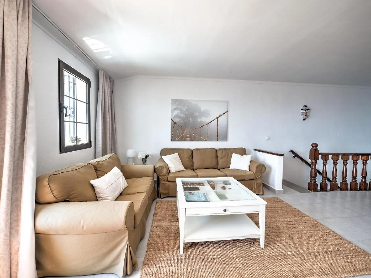 Beautiful Townhouse With Two Terraces In Nerja Villa