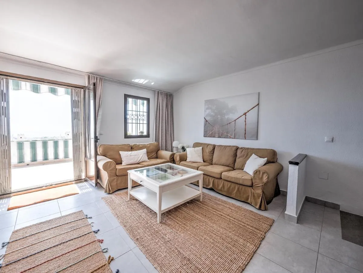 Beautiful Townhouse With Two Terraces In Nerja Villa 0*,